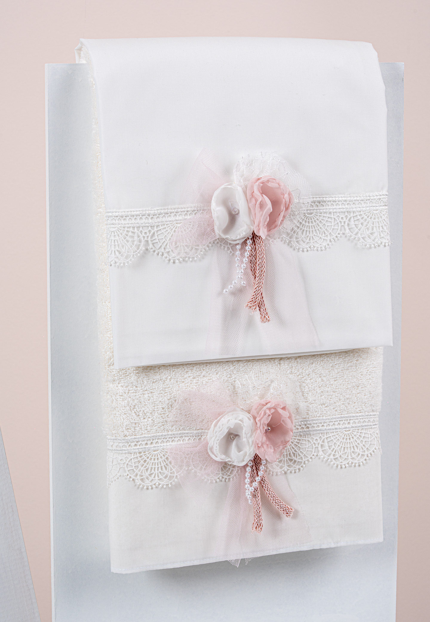 LK-INES-IVORY